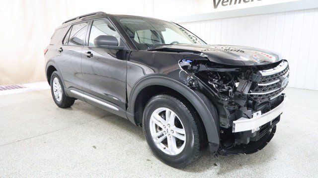 Used 2021 Ford Explorer XLT w/ Equipment Group 202A AWD/4WD image 5