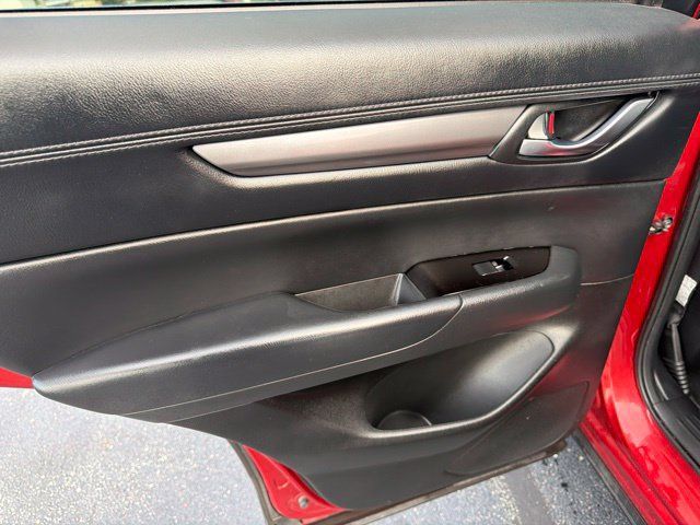 Used 2017 MAZDA CX-5 Touring FWD image 29