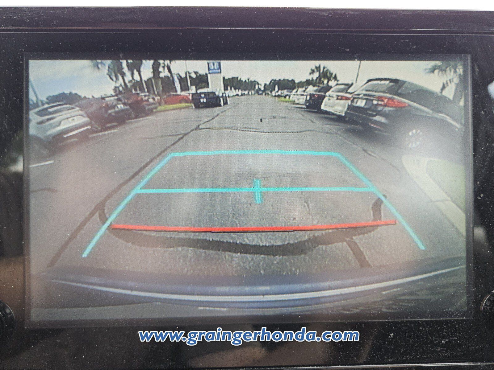 Used 2020 Toyota Corolla SE FWD image 16