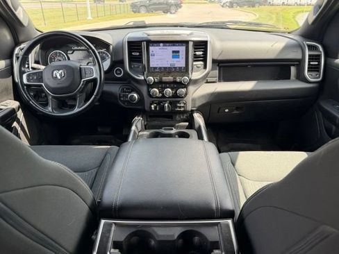 Used 2022 RAM 1500 Big Horn AWD/4WD image 6