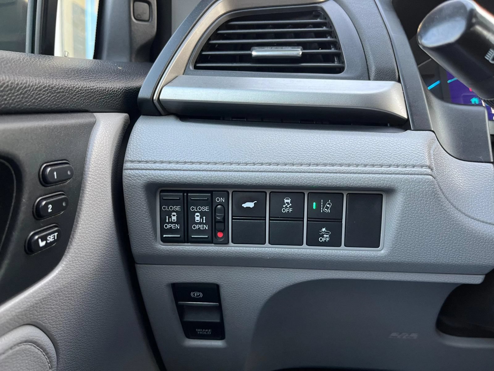 Used 2018 Honda Odyssey EX-L image 20