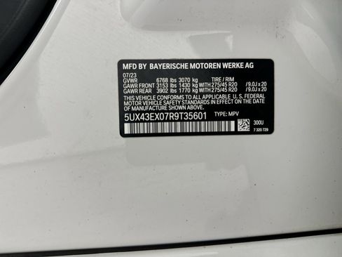 Used 2024 BMW X6 M60i w/ Executive Package image 38