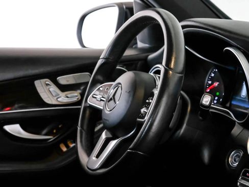 Used 2020 Mercedes-Benz GLC 300 4MATIC image 13