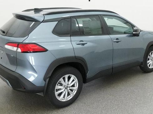 New 2025 Toyota Corolla Cross LE image 9