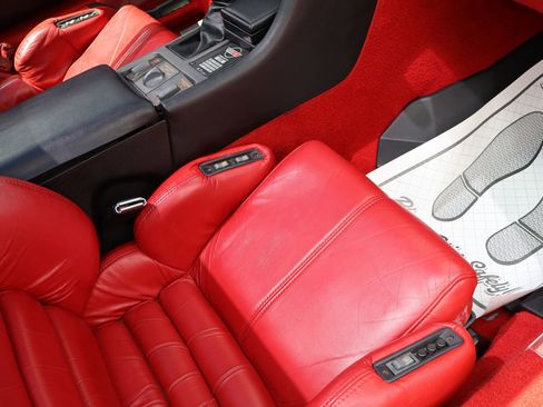 Used 1990 Chevrolet Corvette ZR-1 image 32