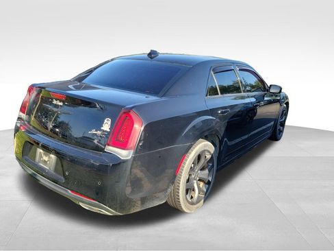 Used 2022 Chrysler 300 Touring L w/ Popular Equipment Group RWD image 13