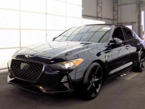 Used 2019 Genesis G70 2.0T Advanced w/ Sport Package RWD image 7
