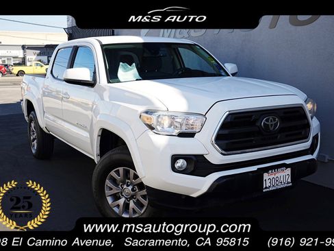 Used 2019 Toyota Tacoma SR5 image 1