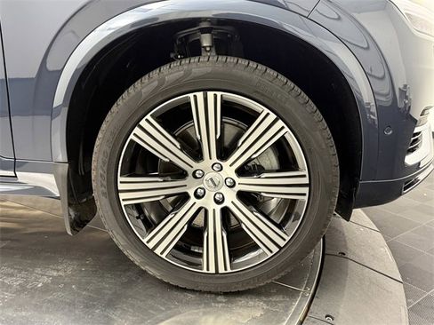 Certified 2024 Volvo XC90 T8 Ultimate w/ Protection Package Premier image 9