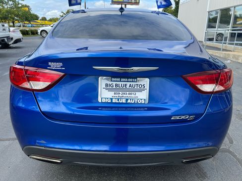 Used 2015 Chrysler 200 S image 4