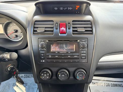 Used 2014 Subaru Crosstrek 2.0i Premium image 21