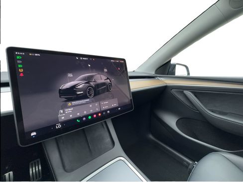 Used 2023 Tesla Model Y Performance AWD/4WD image 40