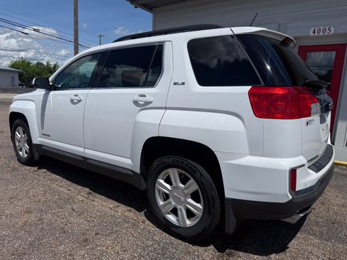 Used 2016 GMC Terrain SLE w/ Driver Alert Package I AWD/4WD image 3