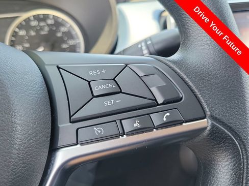 Used 2025 Nissan Versa SV w/ Trunk Package FWD image 6