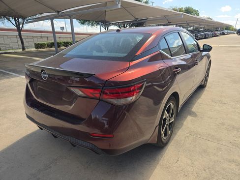 Used 2025 Nissan Sentra SV w/ All-Weather Package FWD image 3