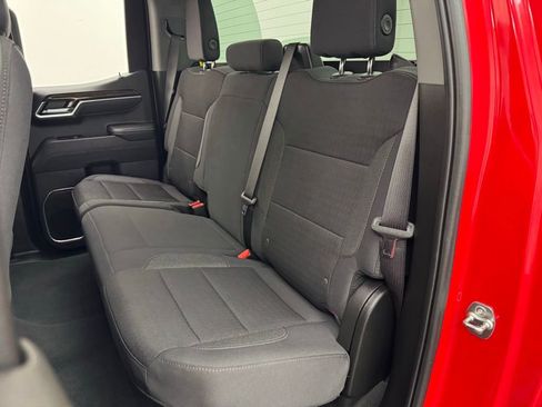 Used 2025 GMC Sierra 1500 Elevation image 40