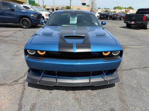 Used 2022 Dodge Challenger R/T Scat Pack RWD image 27