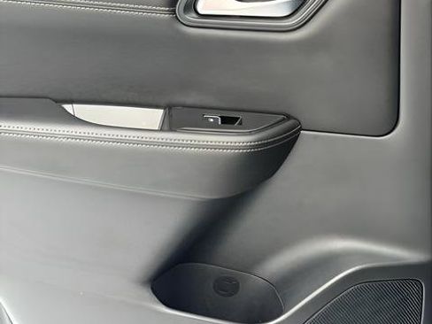 Used 2023 Nissan Rogue SL w/ SL Premium Package image 23