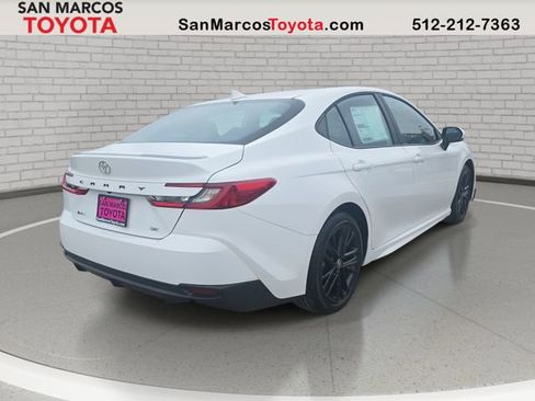 New 2026 Toyota Camry SE image 5
