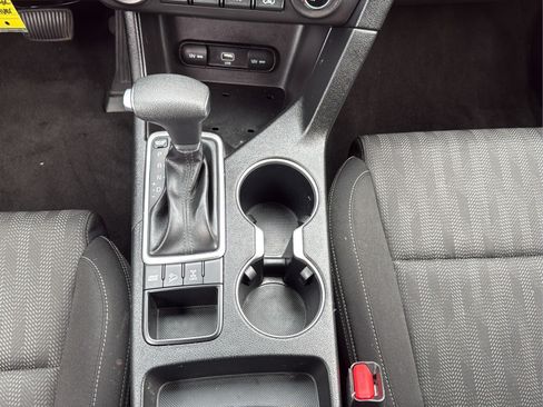 Used 2020 Kia Sportage LX AWD/4WD image 20