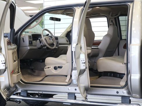 Used 2003 Ford F250 Lariat AWD/4WD image 44