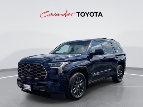 Certified 2025 Toyota Sequoia Platinum AWD/4WD image 1