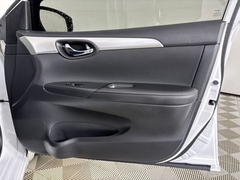 Used 2019 Nissan Sentra S FWD image 28