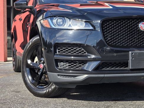 Used 2020 Jaguar F-PACE Premium image 10