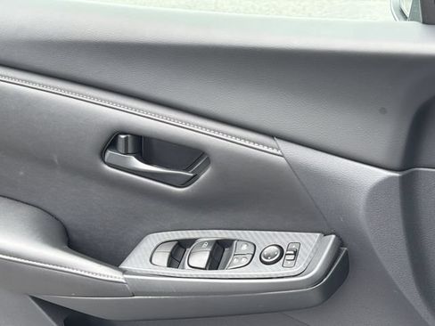 Used 2024 Nissan Sentra S FWD image 20
