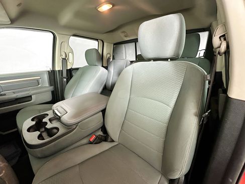 Used 2017 RAM 1500 Classic SLT image 19