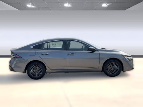 New 2026 Nissan Sentra SV w/ Floor Mat Package FWD image 8