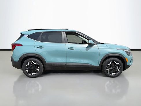 Used 2024 Kia Seltos EX image 5