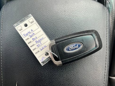 Used 2019 Ford Explorer XLT w/ Equipment Group 202A FWD image 26