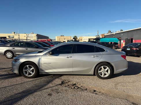 Used 2017 Chevrolet Malibu LS image 27