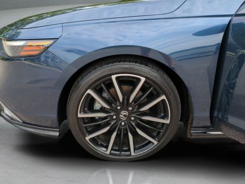 Used 2023 Honda Accord Touring image 32