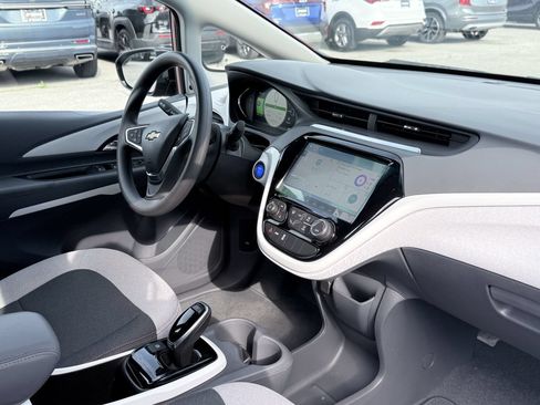 Used 2020 Chevrolet Bolt LT FWD image 10