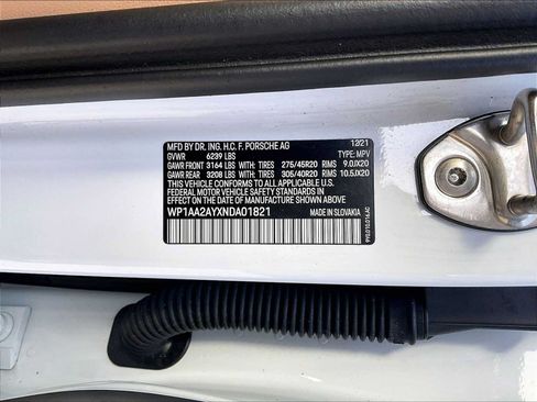 Certified 2022 Porsche Cayenne AWD/4WD image 36