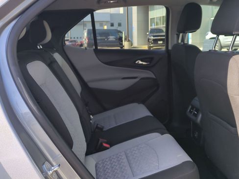 Used 2023 Chevrolet Equinox LS w/ LS Convenience Package FWD image 26