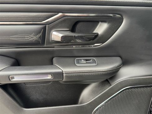 Used 2022 RAM 1500 Limited w/ Body Color Bumper Group image 17