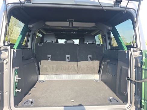 Used 2023 Ford Bronco Badlands image 14