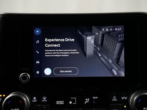 Certified 2023 Toyota Highlander XLE image 17