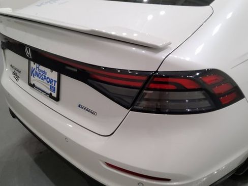 Used 2023 Honda Accord EX-L image 13