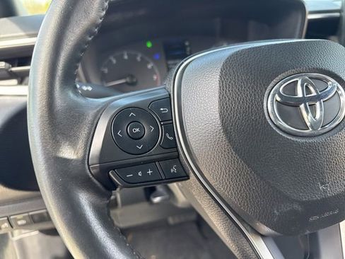 Used 2024 Toyota Corolla SE image 18