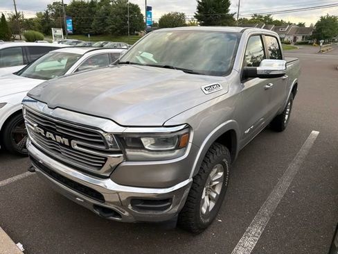 Used 2021 RAM 1500 Laramie w/ Off Road Group AWD/4WD image 2