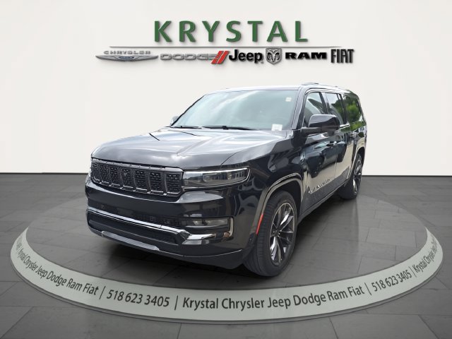 Used 2025 Jeep Grand Wagoneer L Series III w/ Rear Seat Video Group 1 AWD/4WD image 3