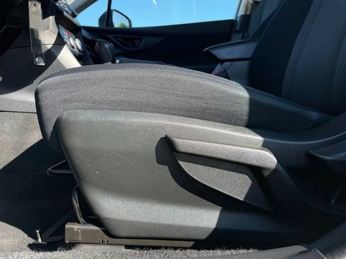 Used 2022 Subaru Crosstrek 2.0i AWD/4WD image 23