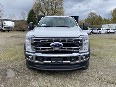New 2025 Ford F450 XL w/ XL Chrome Package image 8