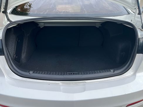 Used 2012 MAZDA MAZDA3 i Touring FWD image 11