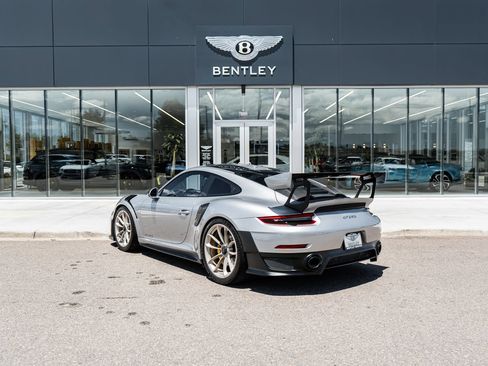 Used 2019 Porsche 911 GT2 RS RWD image 8