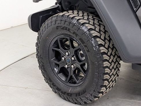 Used 2025 Jeep Wrangler Unlimited Sport S 4xe AWD/4WD image 4